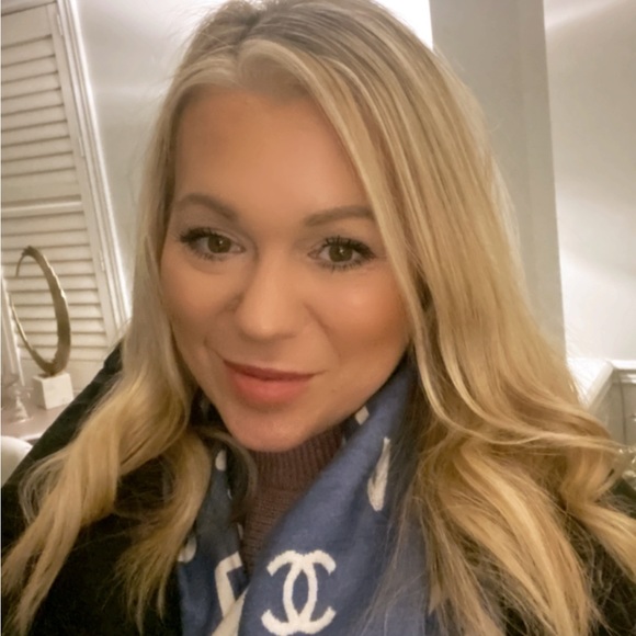 Meet your Posher, Sherrie - Picture 1 of 1